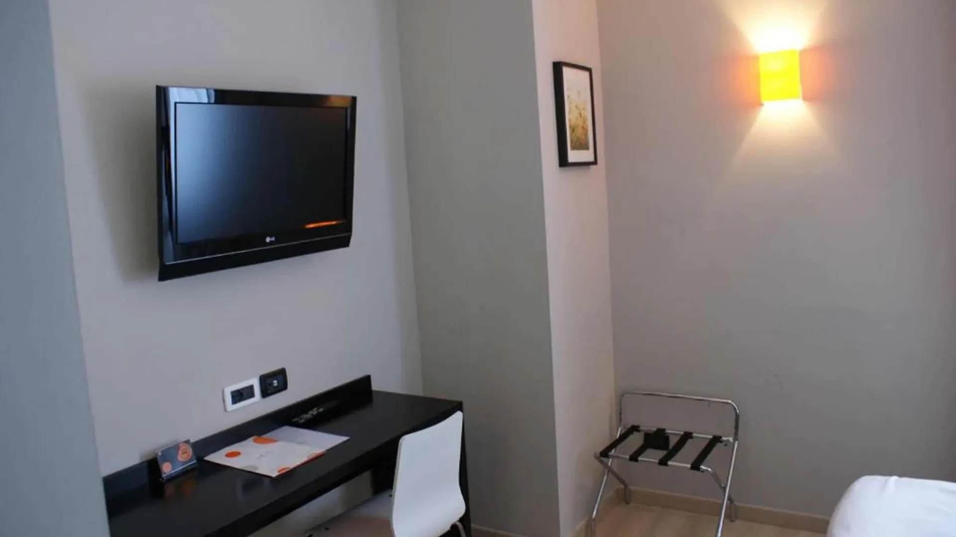 ***  Hotel Aniene Rzym Włochy