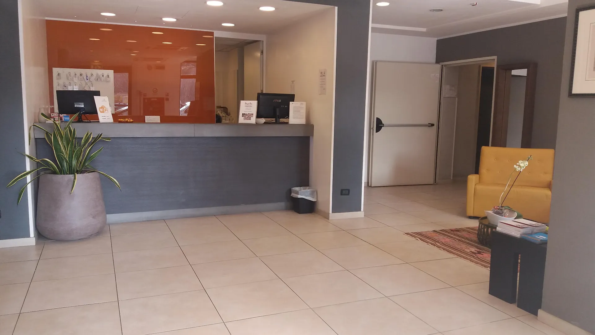 ***  Hotel Aniene Рим Италия