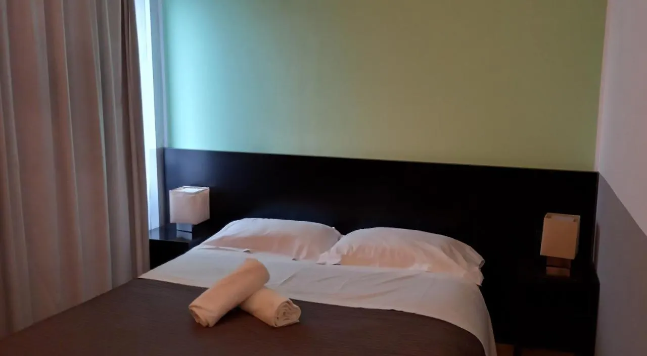 Hotel Aniene Rzym 3*,