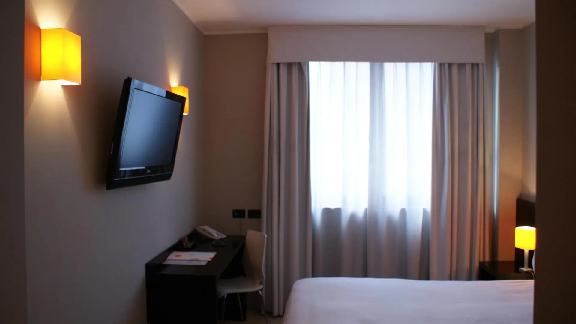 Hotel Aniene Rzym 3*,  Włochy